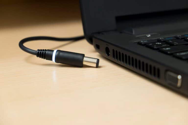 Como Carregar um Notebook sem Carregador: Soluções Práticas e Eficientes