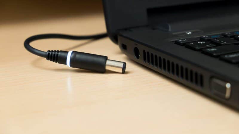 Como Carregar um Notebook sem Carregador: Soluções Práticas e Eficientes