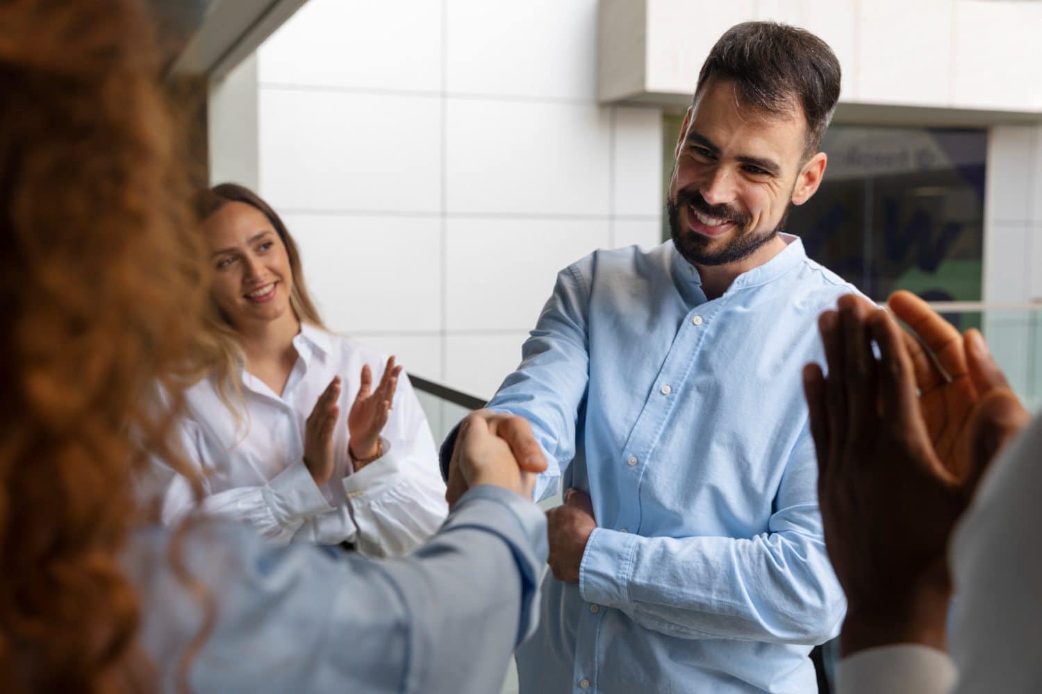7 Benefícios corporativos para oferecer aos seus funcionários