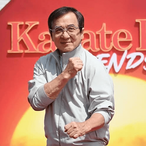 Jackie Chan morreu? Entenda os boatos e a verdade atual